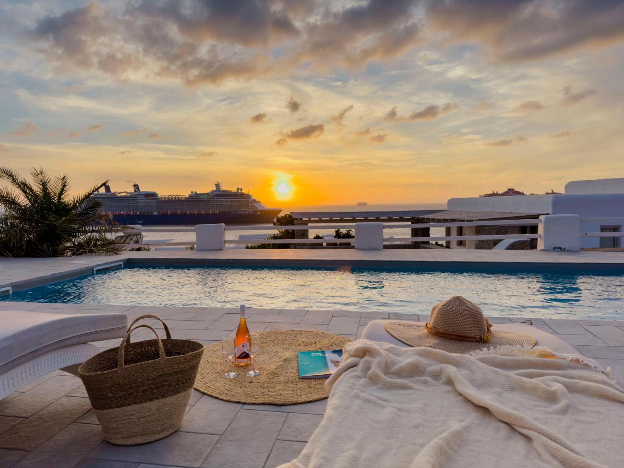 With-Inn Mykonos Suites Tourlos Zewnętrze zdjęcie